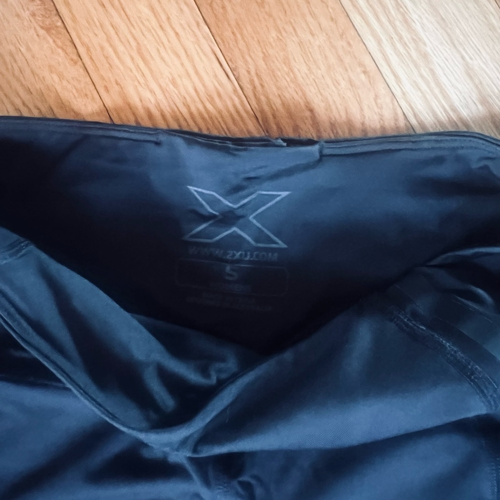 2XU Women’s Motion High Rise Compression Leggings